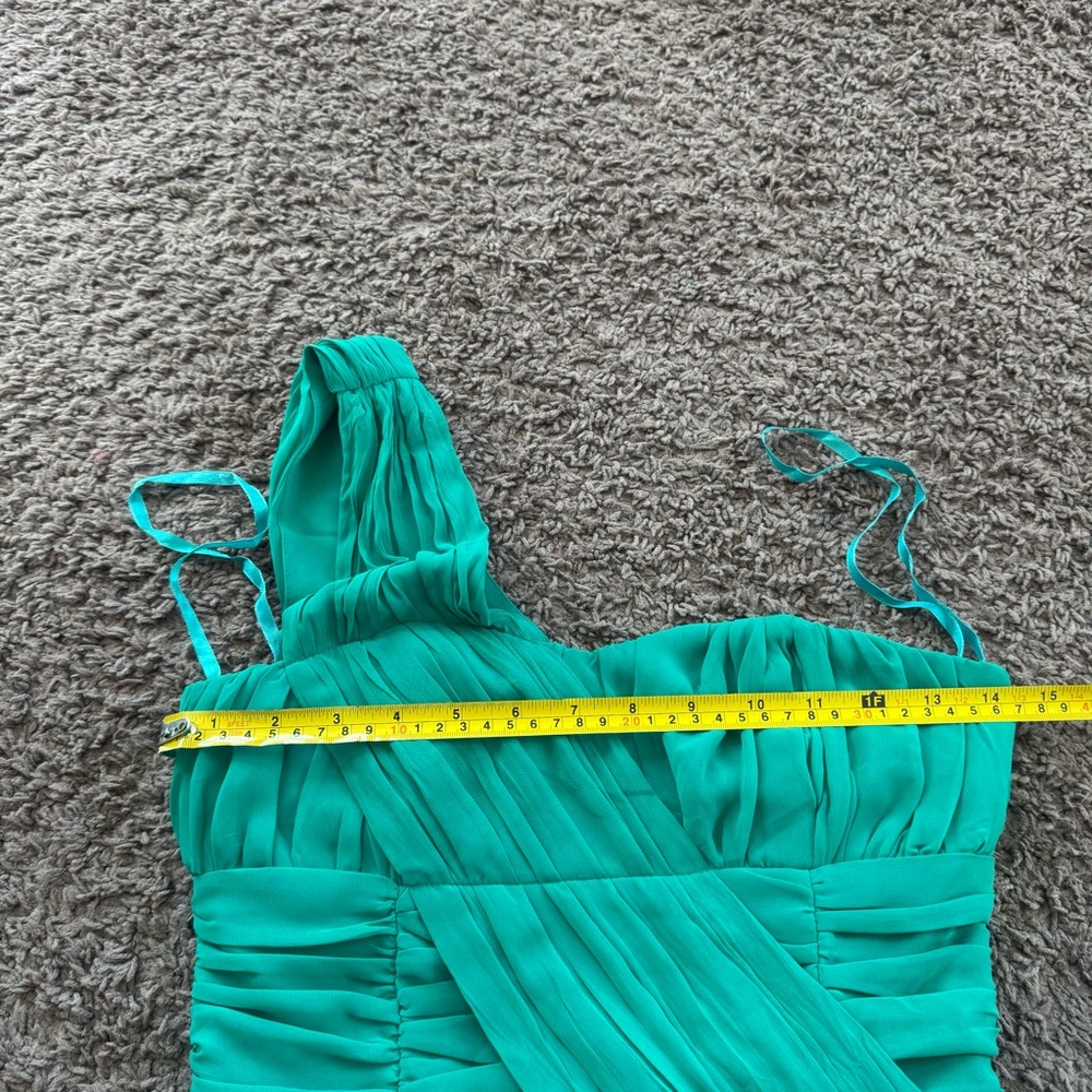 H&M One-Shoulder DRESS Green Pleated Chiffon Asymmetrical Hem Bridesmaid 4 - Picture 9 of 11
